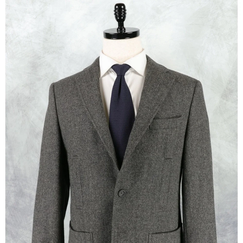 Banana Republic Tweed Sport Coat 38R Grey Herringbone Moon British Wool Blazer